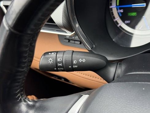 Certified 2022 Toyota Highlander Platinum image 32