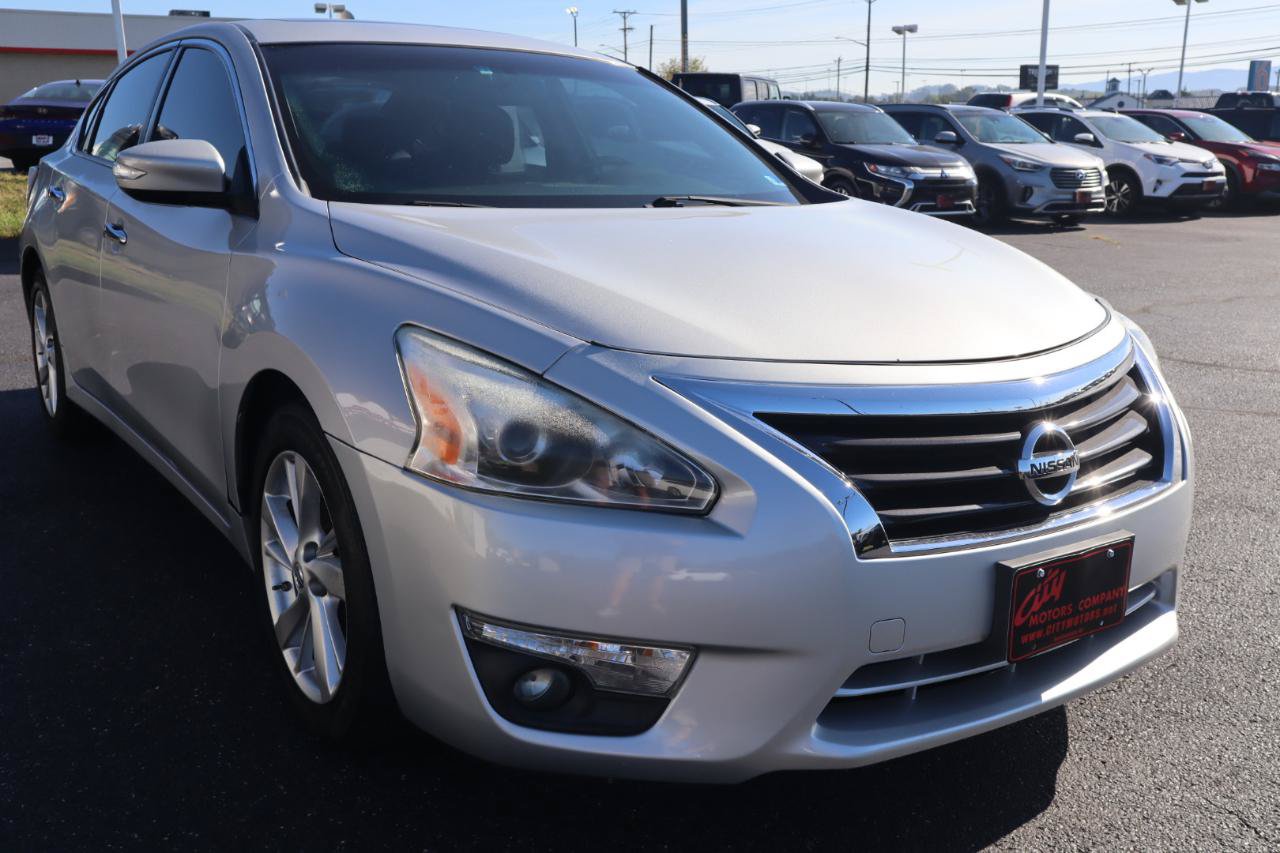 Used 2015 Nissan Altima 2.5 SL w/ Moonroof Package FWD image 30