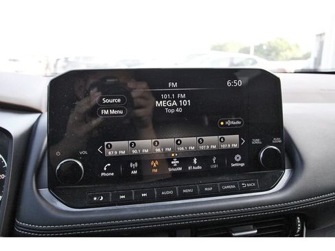 Used 2021 Nissan Rogue SL w/ Premium Package FWD image 26