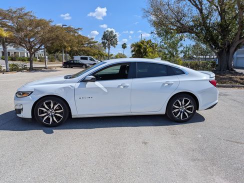 Used 2022 Chevrolet Malibu RS FWD image 7