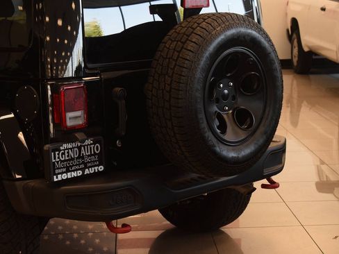 Used 2017 Jeep Wrangler Rubicon AWD/4WD image 53