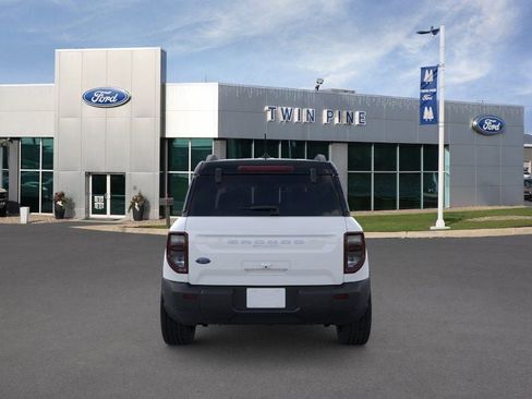 New 2026 Ford Bronco Sport Outer Banks w/ Outer Banks Tech Package+ AWD/4WD image 5