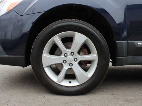 Used 2013 Subaru Outback 2.5i Premium image 42