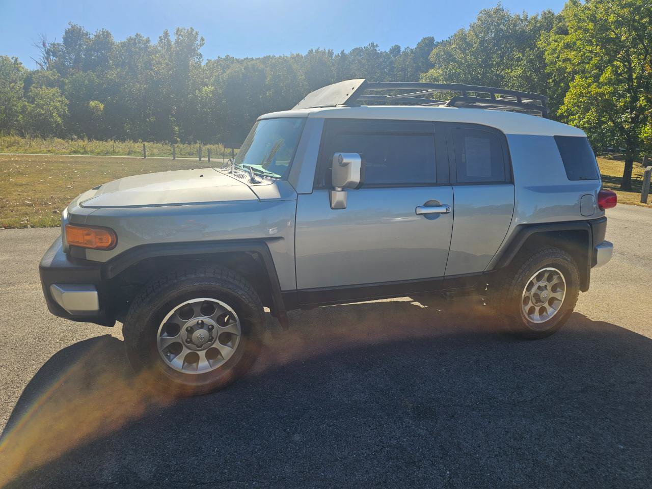 Used 2011 Toyota FJ Cruiser 4WD w/ Convenience Pkg image 10