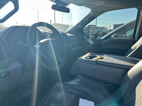 Used 2020 Ford F250 XL w/ Power Equipment Group image 16
