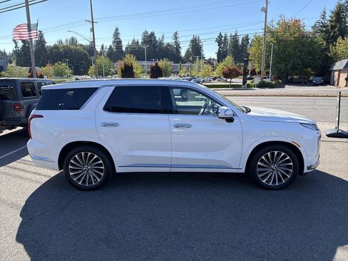 Used 2024 Hyundai Palisade Calligraphy AWD/4WD image 10