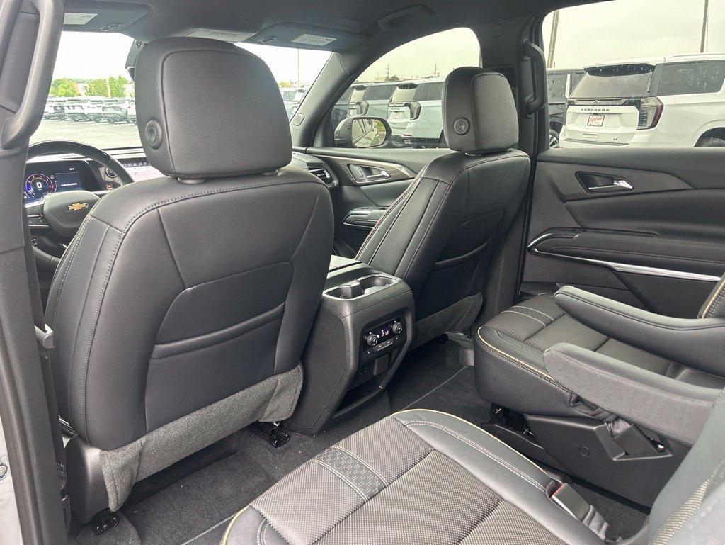 New 2026 Chevrolet Traverse High Country FWD image 40