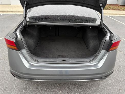 Certified 2021 Nissan Altima 2.5 S image 26