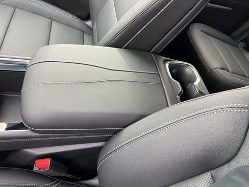 New 2026 Chevrolet Traverse LT w/ Driver Confidence Package image 23