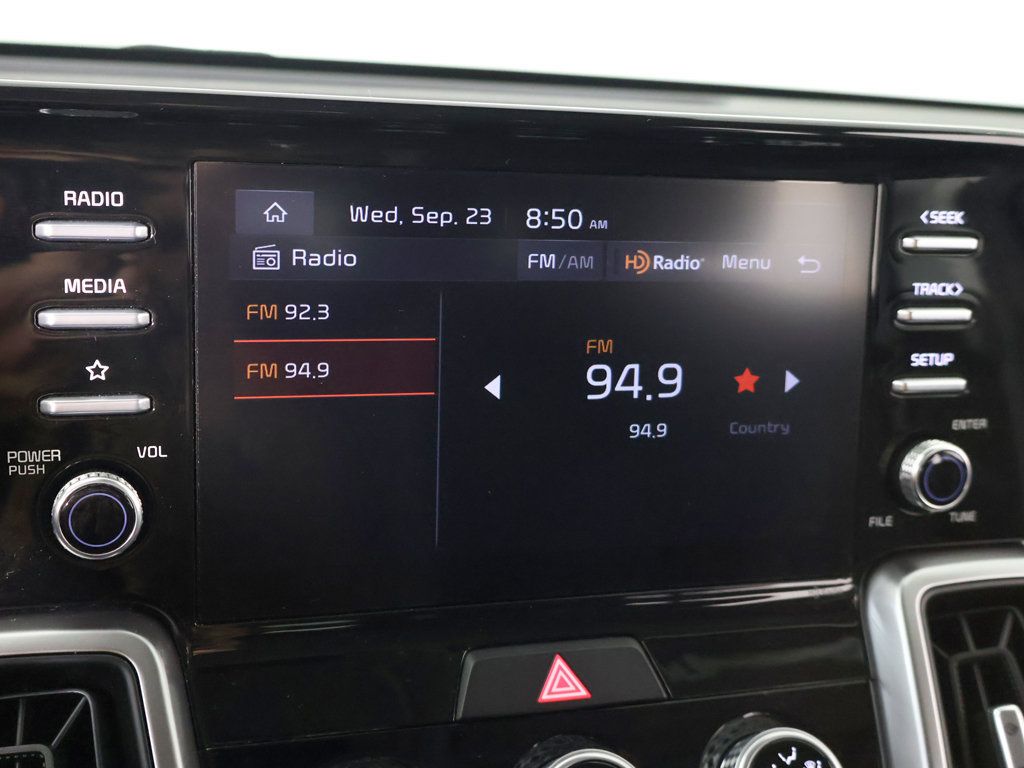 Used 2023 Kia Sorento LX FWD image 46