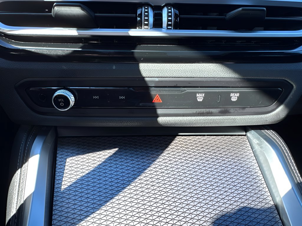 Used 2024 BMW i4 eDrive40 w/ M Sport Package RWD image 22