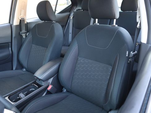 Used 2024 Nissan Kicks SV image 20