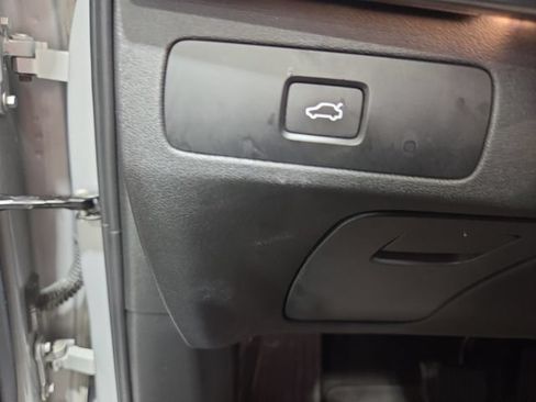 Used 2024 Volvo XC90 B6 Plus w/ Protection Package Premier AWD/4WD image 37