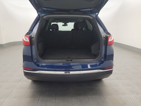 Used 2020 Chevrolet Equinox LT w/ LPO, Cargo Package FWD image 29