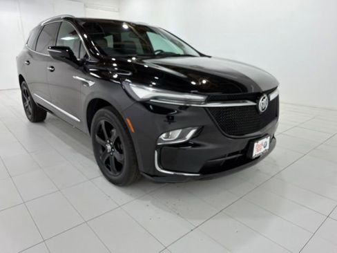 Used 2024 Buick Enclave Essence w/ Experience Buick Package AWD/4WD image 7