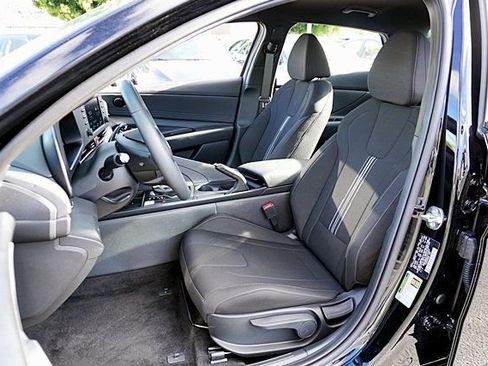 Certified 2026 Hyundai Elantra Sport FWD image 14