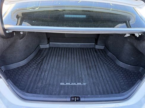 Used 2024 Toyota Camry SE image 17