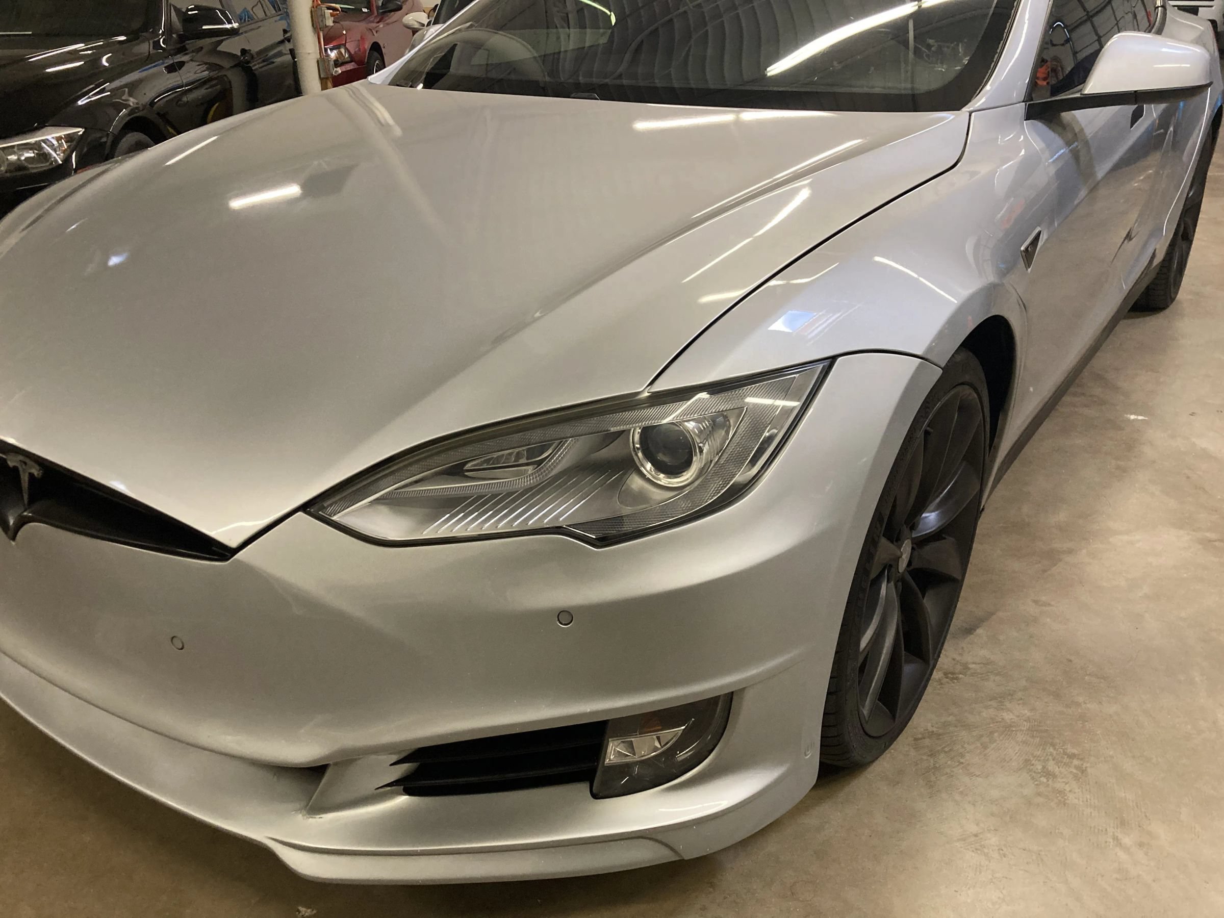 Used 2013 Tesla Model S Performance RWD image 35