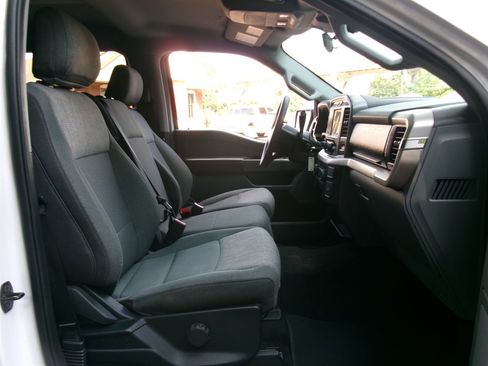 Used 2021 Ford F150 XLT AWD/4WD image 18