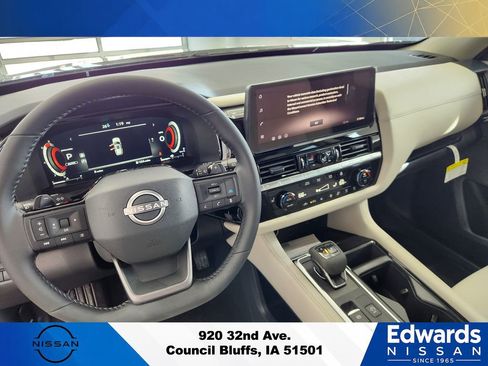 New 2026 Nissan Pathfinder SL AWD/4WD image 23