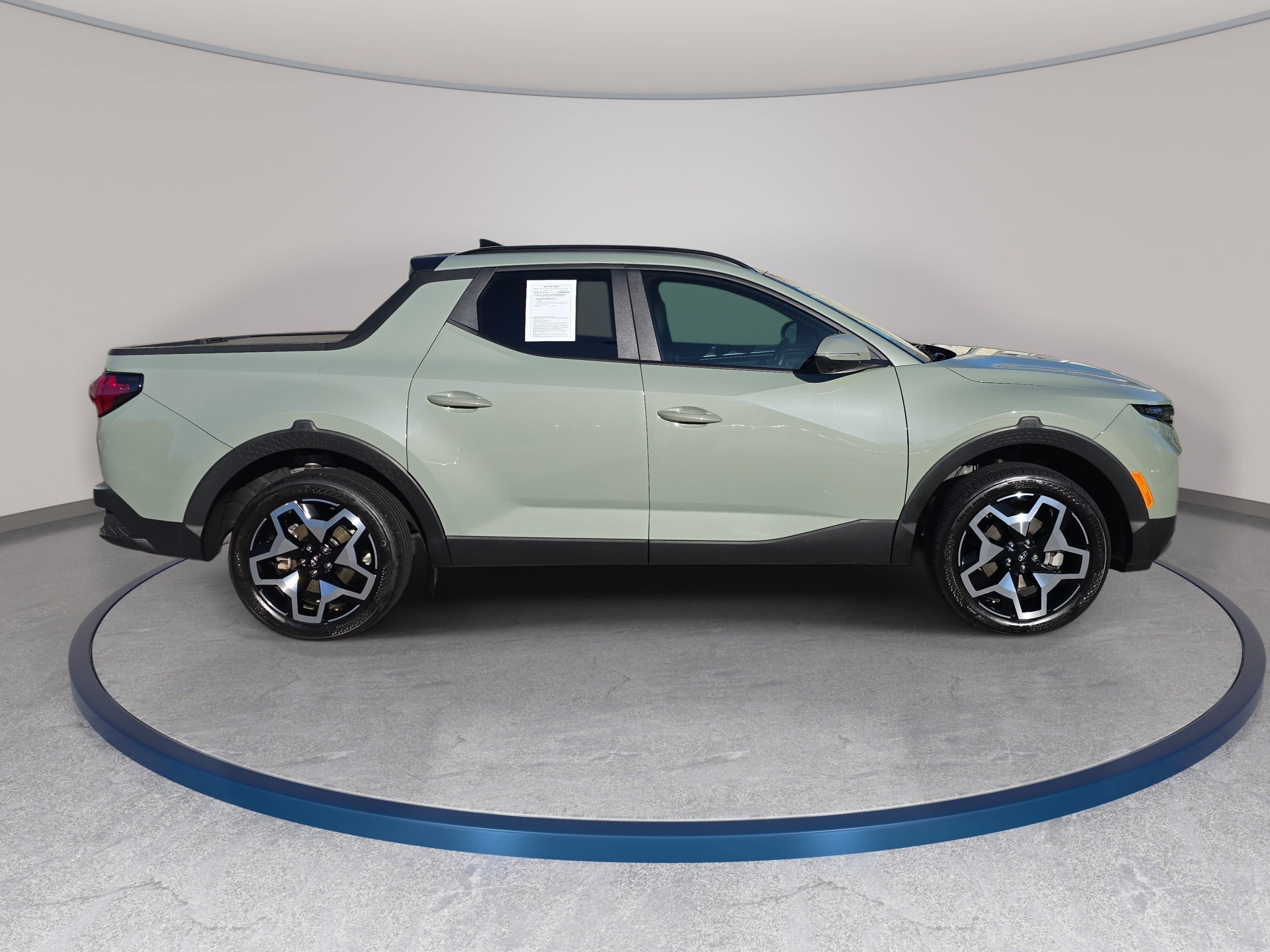 Used 2024 Hyundai Santa Cruz Limited AWD/4WD image 4