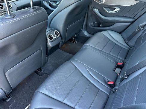 Used 2019 Mercedes-Benz C 300 Sedan image 15
