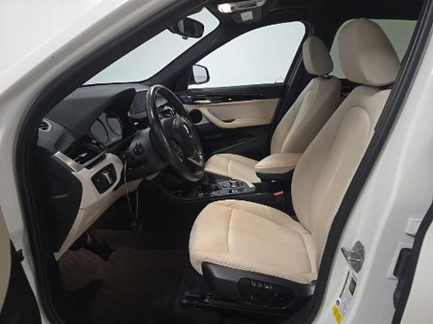 Used 2019 BMW X1 sDrive28i FWD image 4