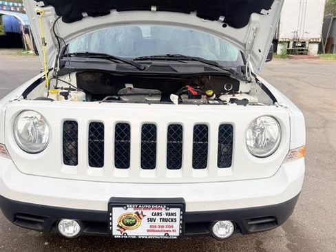 Used 2017 Jeep Patriot Sport w/ Power Value Group AWD/4WD image 30