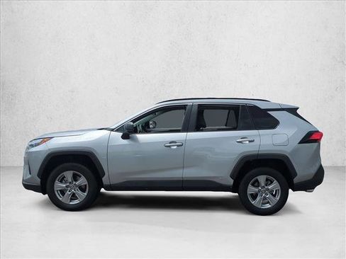 Certified 2024 Toyota RAV4 LE AWD/4WD image 9
