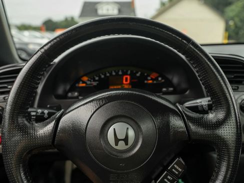 Used 2000 Honda S2000 image 23