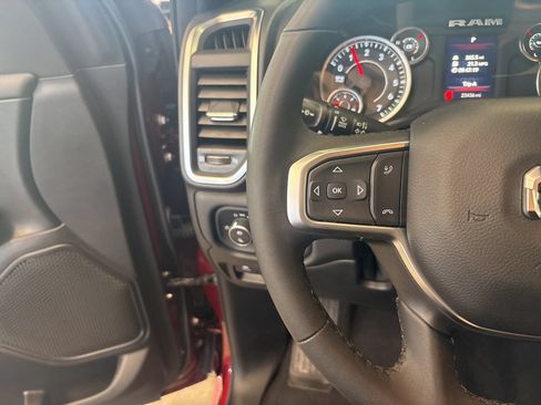 Used 2025 RAM 1500 Big Horn AWD/4WD image 24