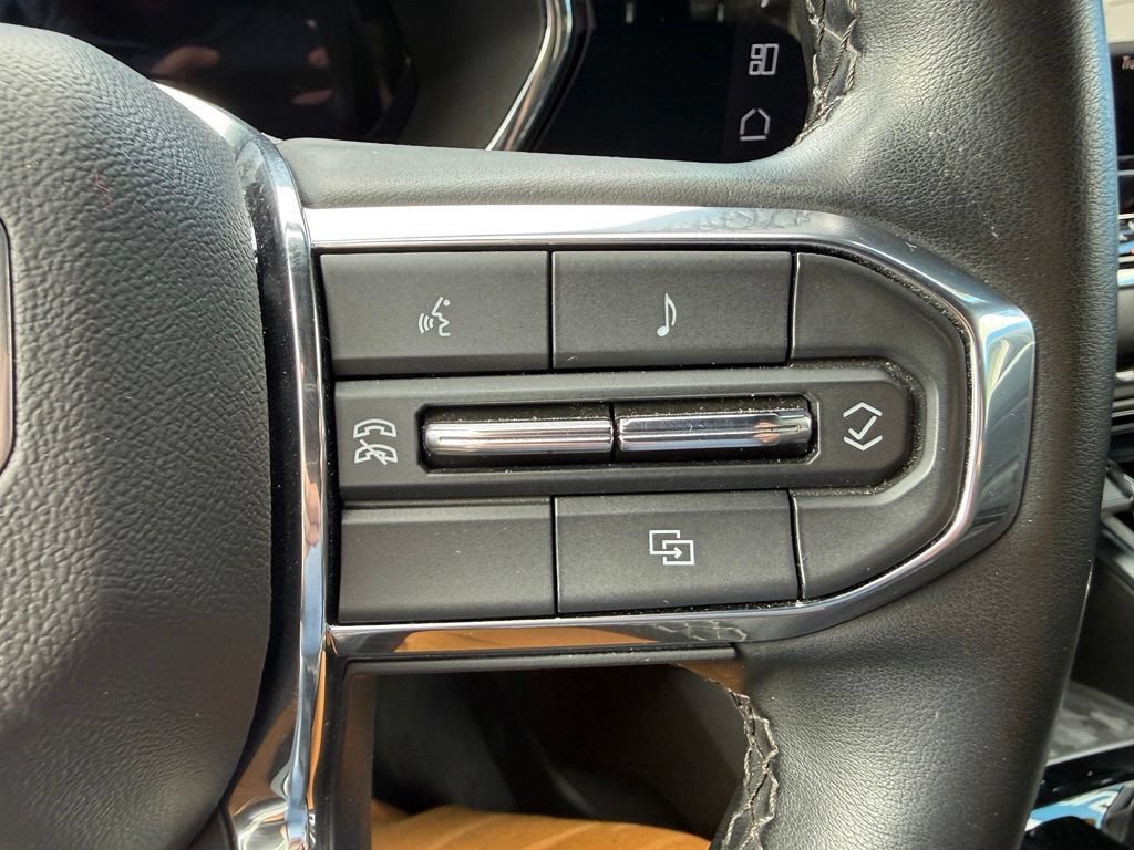 Used 2024 GMC Canyon Elevation w/ Convenience Package AWD/4WD image 46