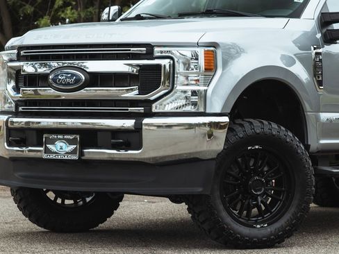 Used 2022 Ford F250 XLT w/ FX4 Off-Road Package image 2