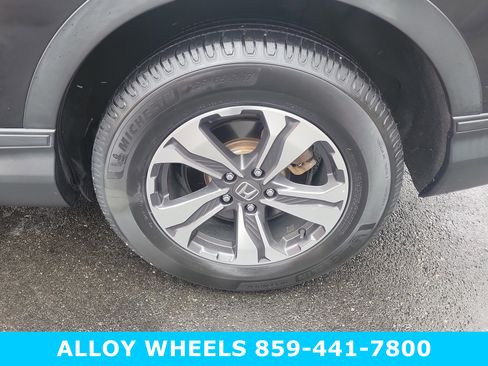 Used 2018 Honda CR-V LX image 8