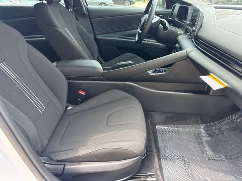 Used 2026 Hyundai Elantra Sport FWD image 13