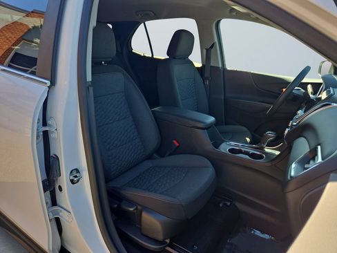 Used 2021 Chevrolet Equinox LT FWD image 15