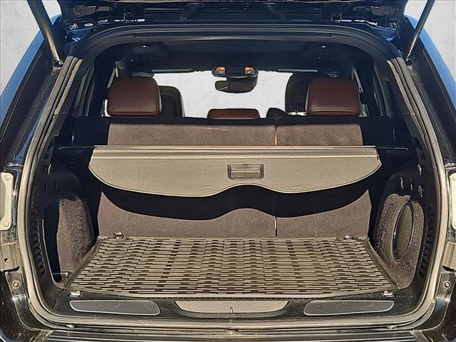 Used 2020 Jeep Grand Cherokee Overland AWD/4WD image 8