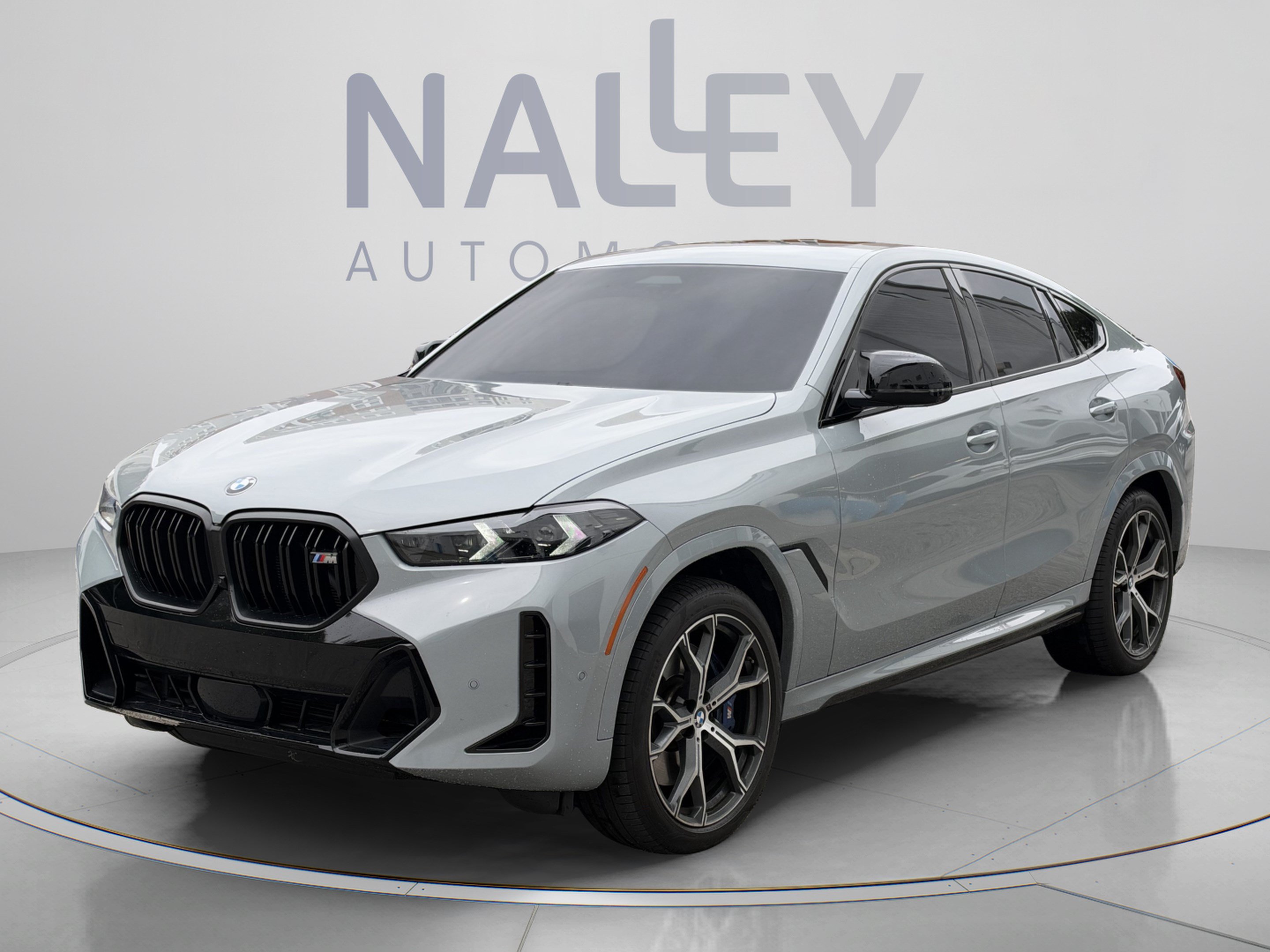 Used 2026 BMW X6 M60i AWD/4WD image 1