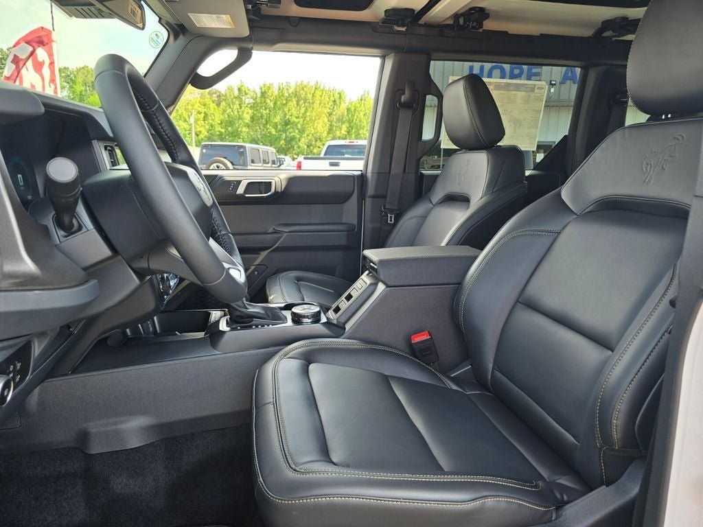 New 2026 Ford Bronco Badlands AWD/4WD image 9