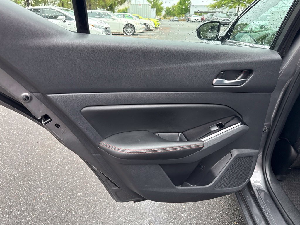 Used 2025 Nissan Altima 2.5 SR FWD image 30