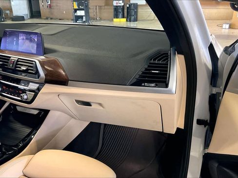 Used 2021 BMW X3 xDrive30i w/ Convenience Package image 17