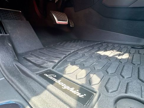 Used 2024 Lamborghini Urus Performante image 55