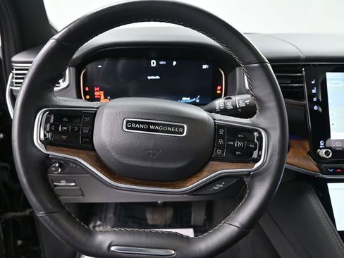 Used 2024 Jeep Grand Wagoneer L 4WD image 36