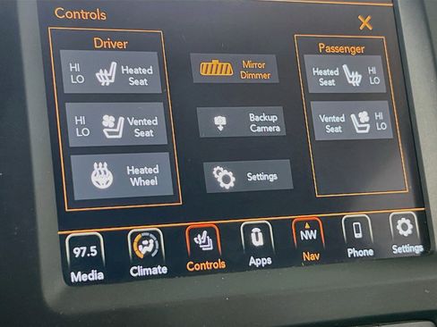 Used 2023 Jeep Cherokee Altitude Lux w/ Lux Elite Package AWD/4WD image 20