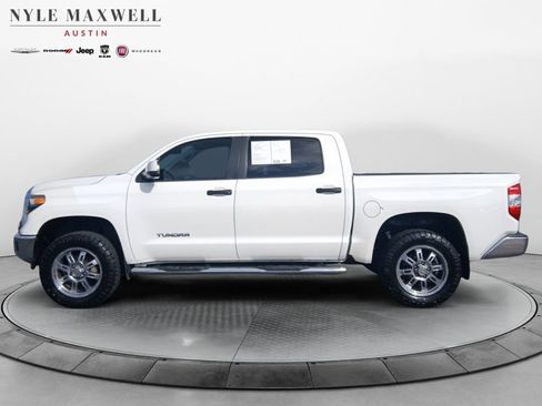 Used 2018 Toyota Tundra SR5 w/ SR5 Upgrade Package AWD/4WD image 13