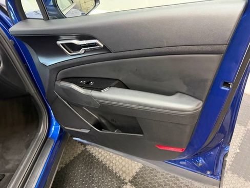 Used 2023 Kia Sportage EX FWD image 38