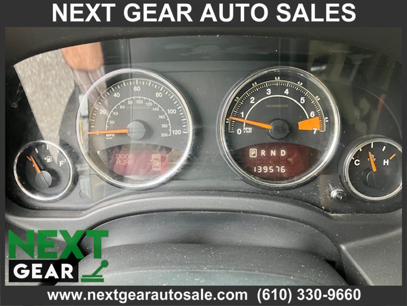 Used 2014 Jeep Patriot Limited w/ Sun/Sound Group AWD/4WD image 12