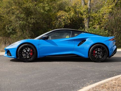 New 2025 Lotus Emira image 5