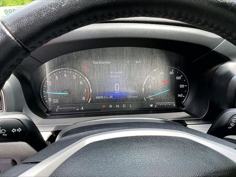 Used 2023 Ford Explorer XLT w/ Equipment Group 202A AWD/4WD image 13