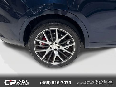 Used 2019 Maserati Levante GranLusso AWD/4WD image 40